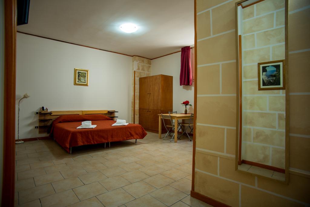 Hotel Residence Lupiae Lecce Exterior photo
